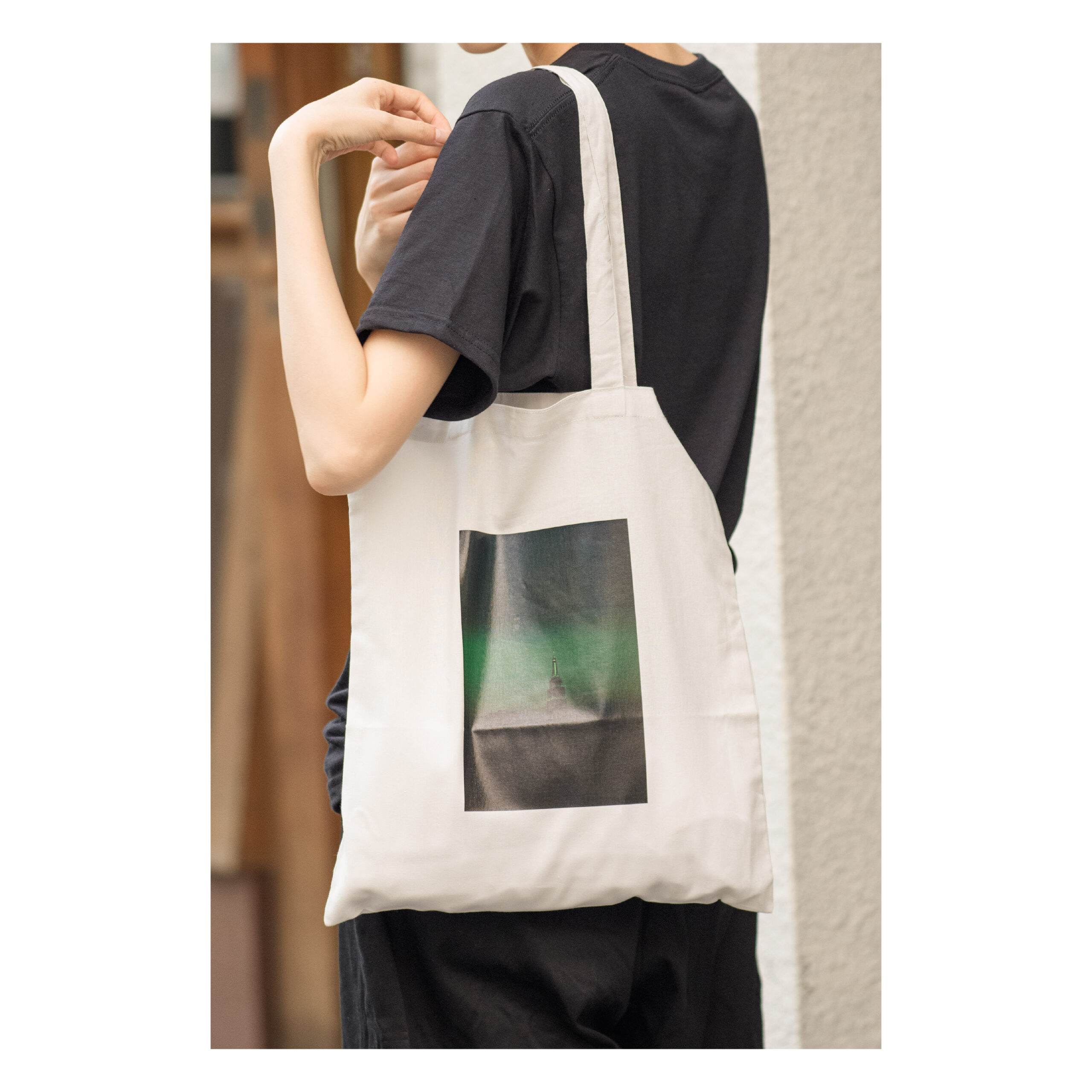 Lui Araki - Color / Scape Tote bag